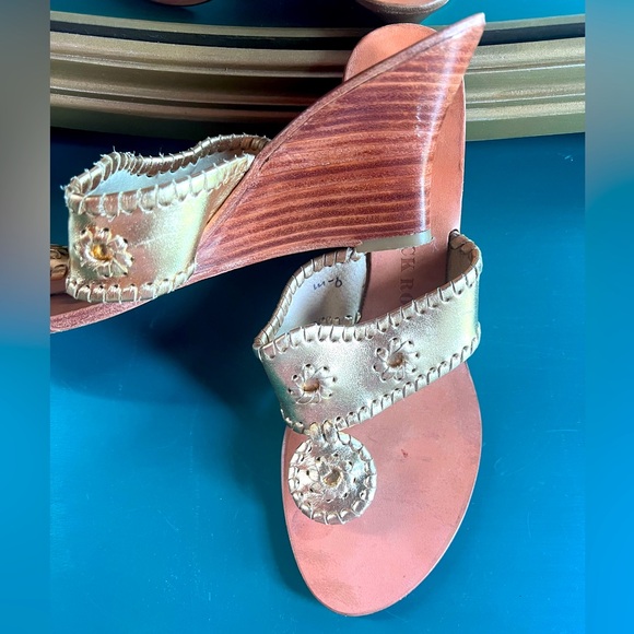 Jack Rogers Metallic Gold Hamptons Leather High Wedge Sandals - Picture 2 of 4